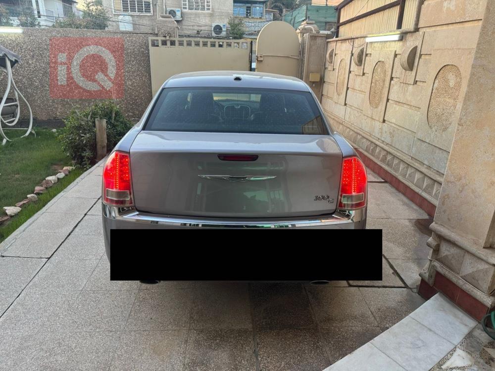 Chrysler 300